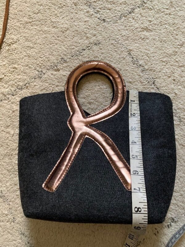 roberta_di_camerino_short_hand_1741328435_cd019a25_progressive Roberta Di Camerino Short Handle Bag