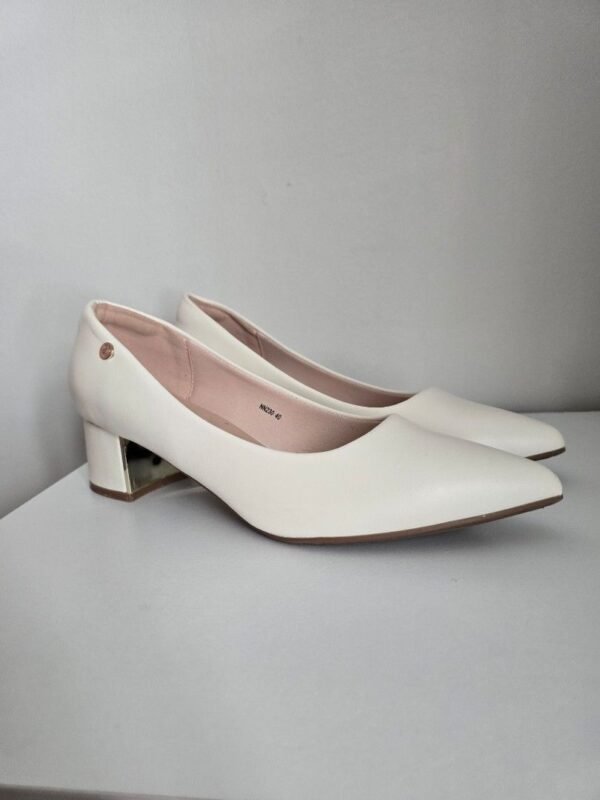 Tomaz White Heels